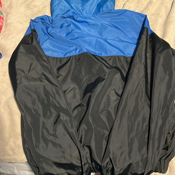 Nike windbreaker - Picture 2 of 3